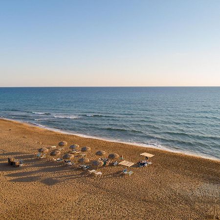 Karia Holiday Home 莱夫基米 外观 照片