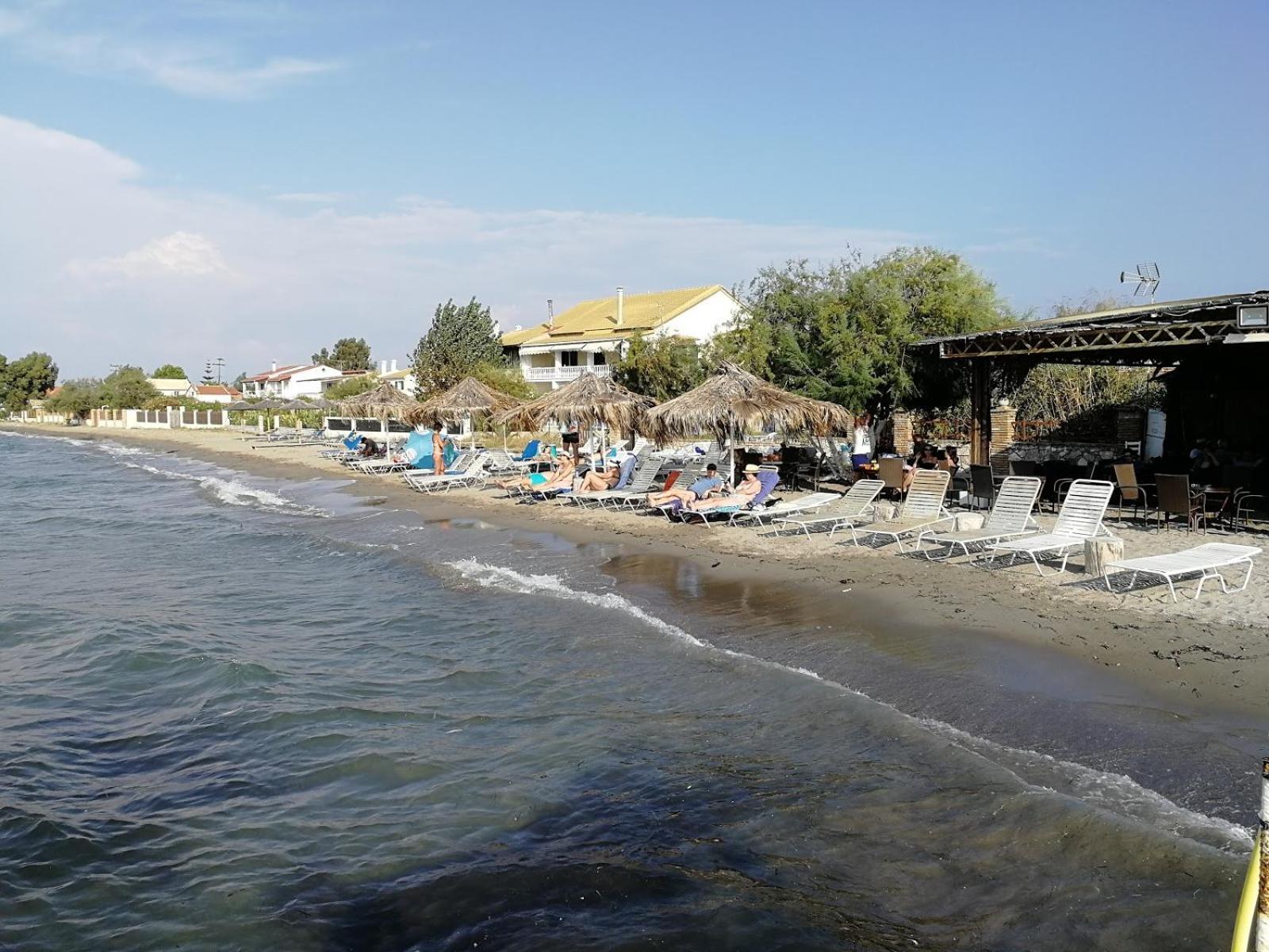 Karia Holiday Home 莱夫基米 外观 照片
